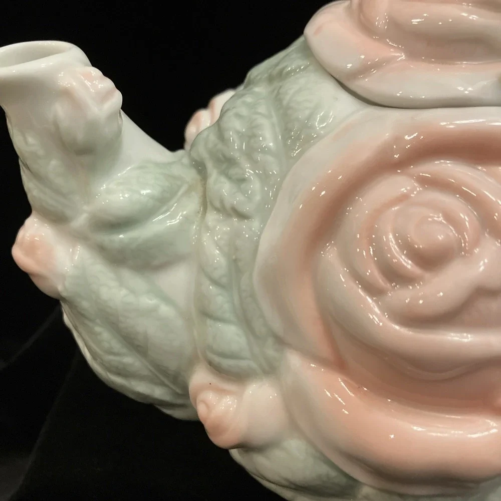 Avon Cherub & Pink Rose Porcelain Display Teapot Victorian Angel Vintage 1990s